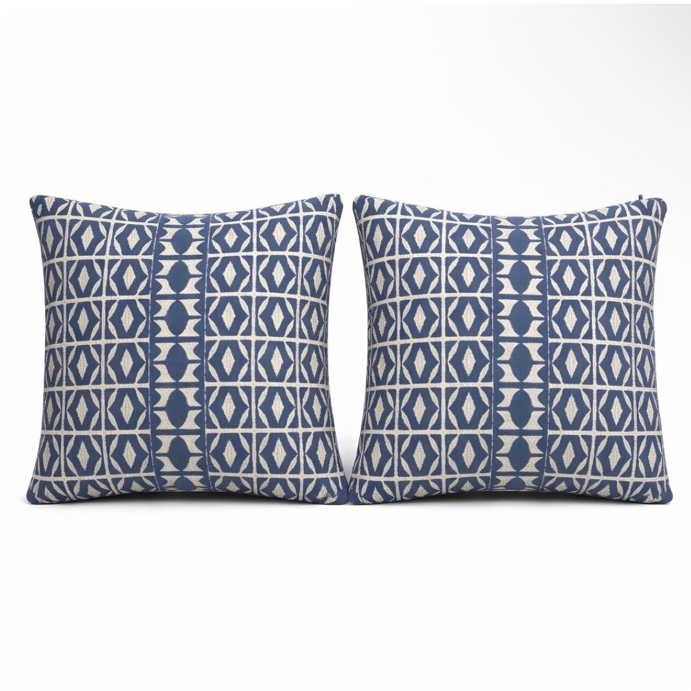 Crate&Barrel Seneca Blue Geometric Throw Pillow Covers Modern‎ Coastal Set of 2